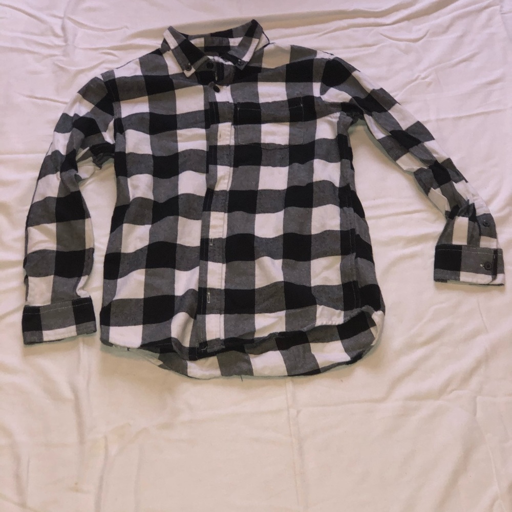 Black and white flannel pocket shirt for boys